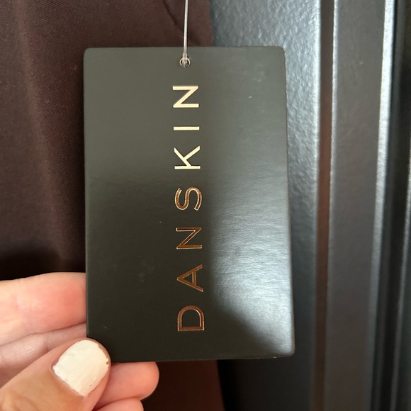 Danskin challenger athletic Dress w/ bra and shorts chocolate brown size L NWT - Picture 5 of 6